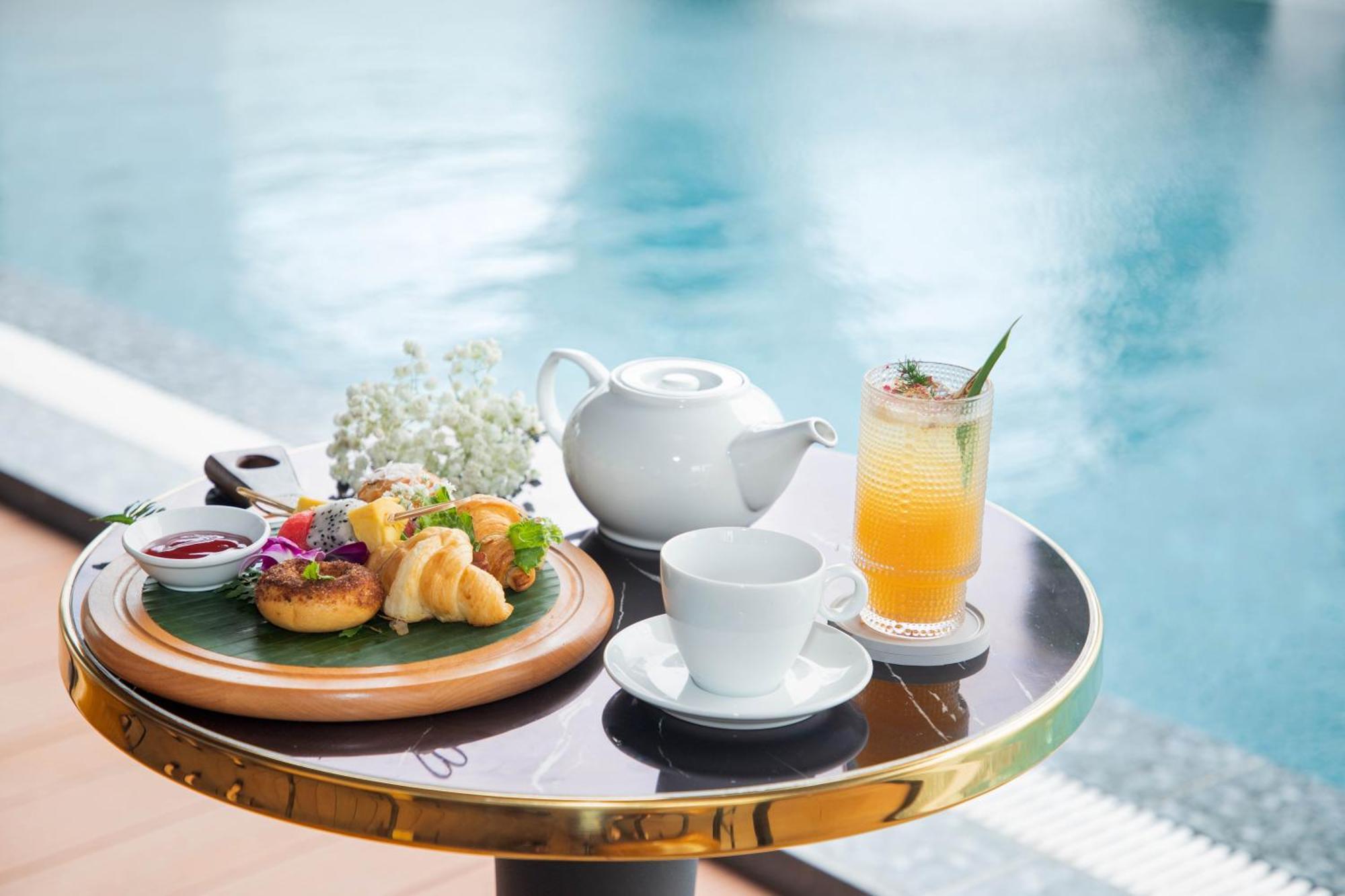 Golden Lotus Hotel Da Nang - Rooftop Bar Sea View المظهر الخارجي الصورة